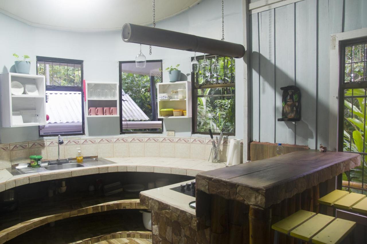 Cacao Lodge And Tours La Fortuna Esterno foto