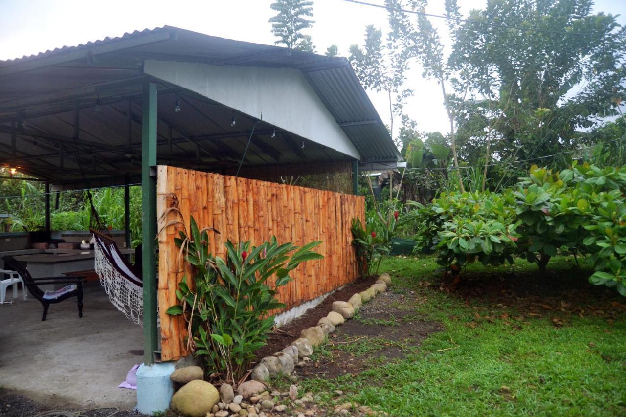 Cacao Lodge And Tours La Fortuna Esterno foto
