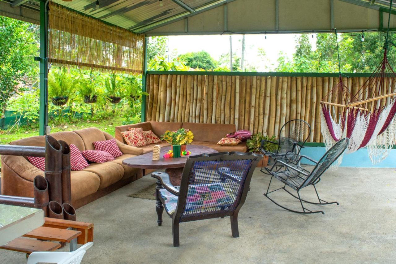 Cacao Lodge And Tours La Fortuna Esterno foto